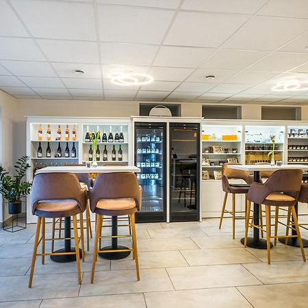 Kistuecsoek Food & Room Balatonszárszó Eksteriør billede