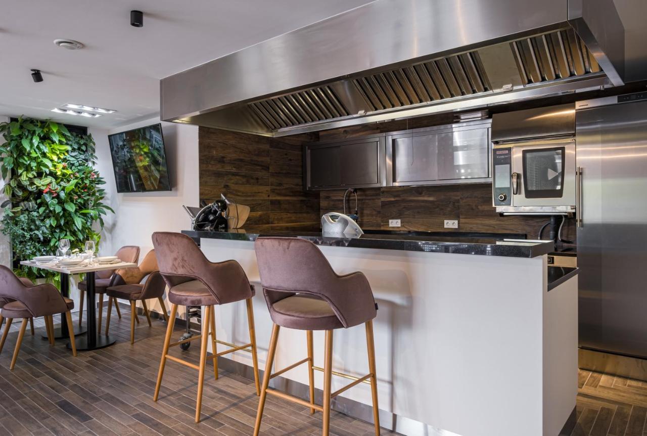 Kistuecsoek Food & Room Balatonszárszó Eksteriør billede