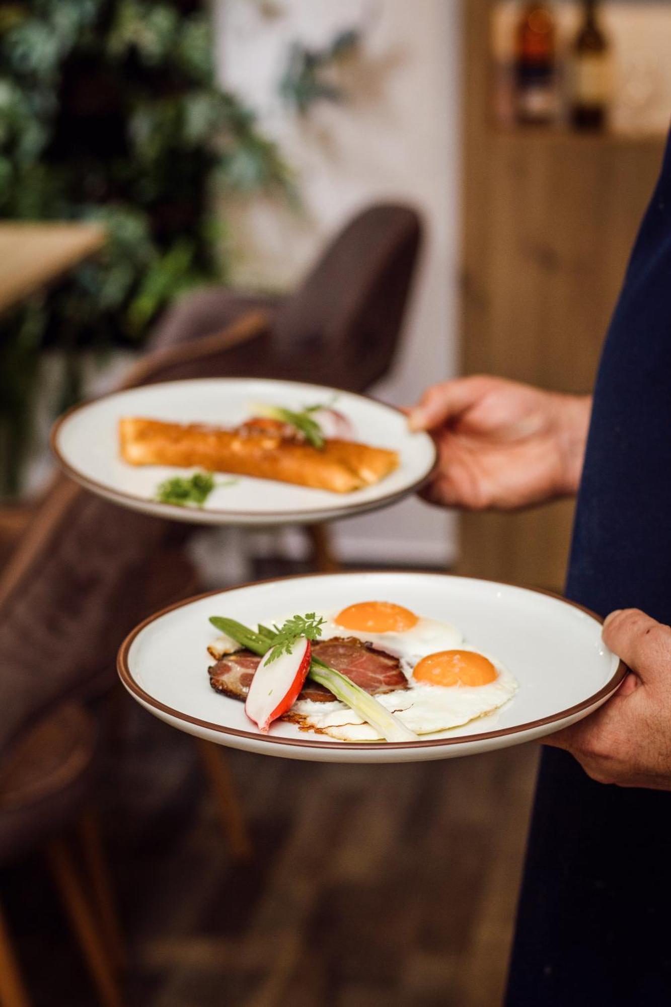 Kistuecsoek Food & Room Balatonszárszó Eksteriør billede